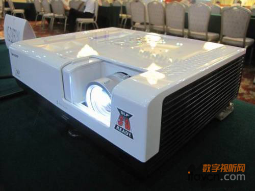 D3050XAͶӰC(j)