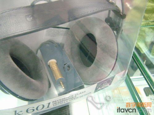 AKG K601C(j)