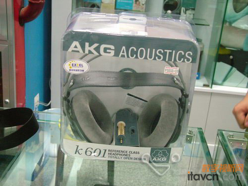 AKG K601C(j)